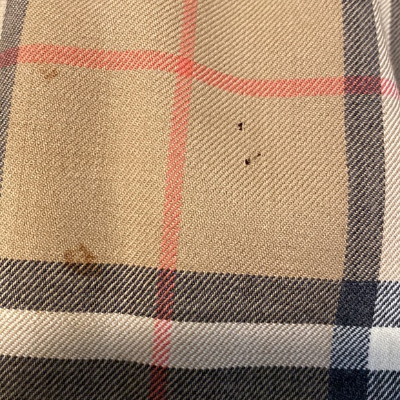 Burberry Vintage Classic Check Straight Skirt with Side Slit, Size 4 Appr 23 3/4 - Picture 5 of 7